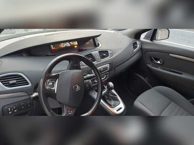 Renault Grand Scenic 1.5 DCI 110CV foto 6